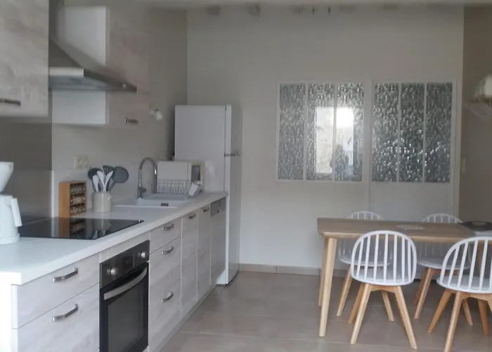 Le Clos De * Pérouges